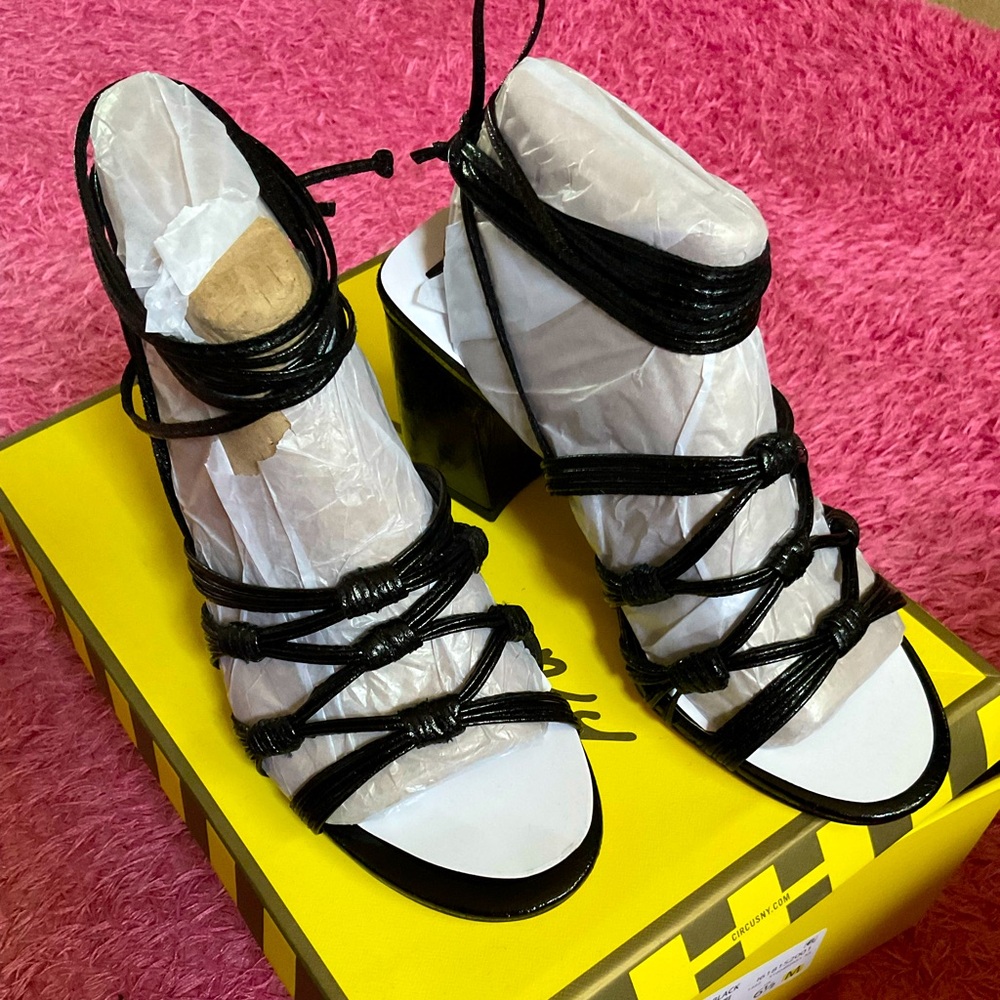 Cute black short heel